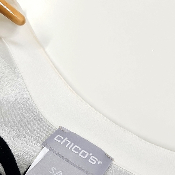 Chico's Kimono Caftan, White & Black, Size MEDIUM, *READ, FLAWED* - Picture 3 of 10